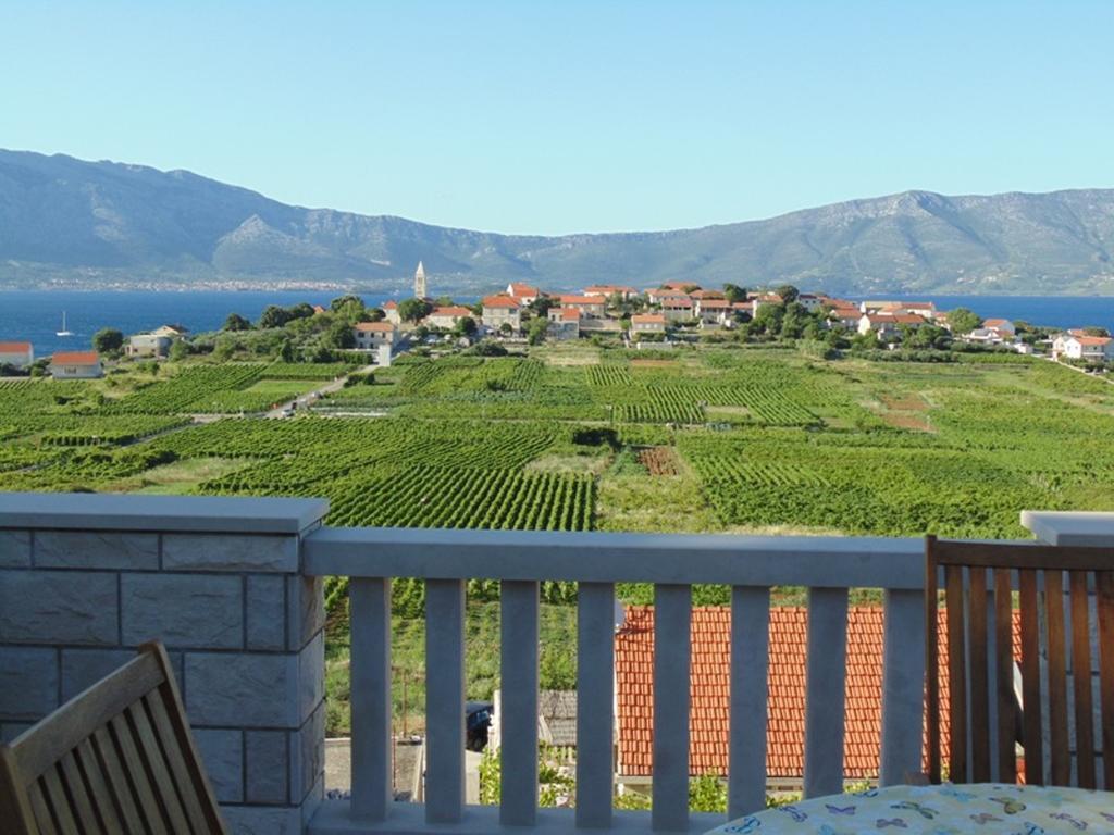 Villa Apartments Mate Cebalo Λομπάρδα Εξωτερικό φωτογραφία