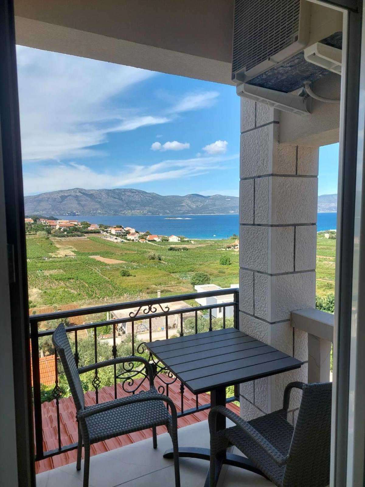 Villa Apartments Mate Cebalo Λομπάρδα Εξωτερικό φωτογραφία
